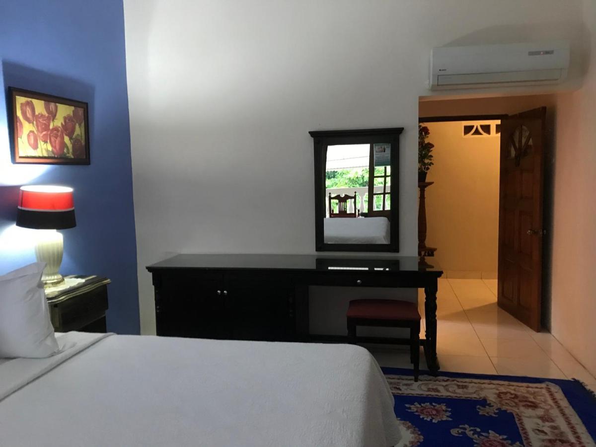 Chateau Margarita Teluk Montego Bagian luar foto